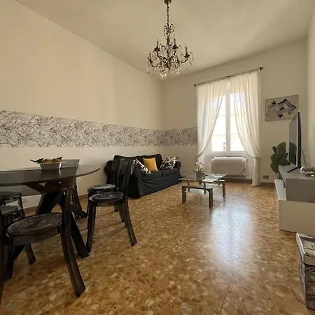 Interno 18 Penthouse * Rom
